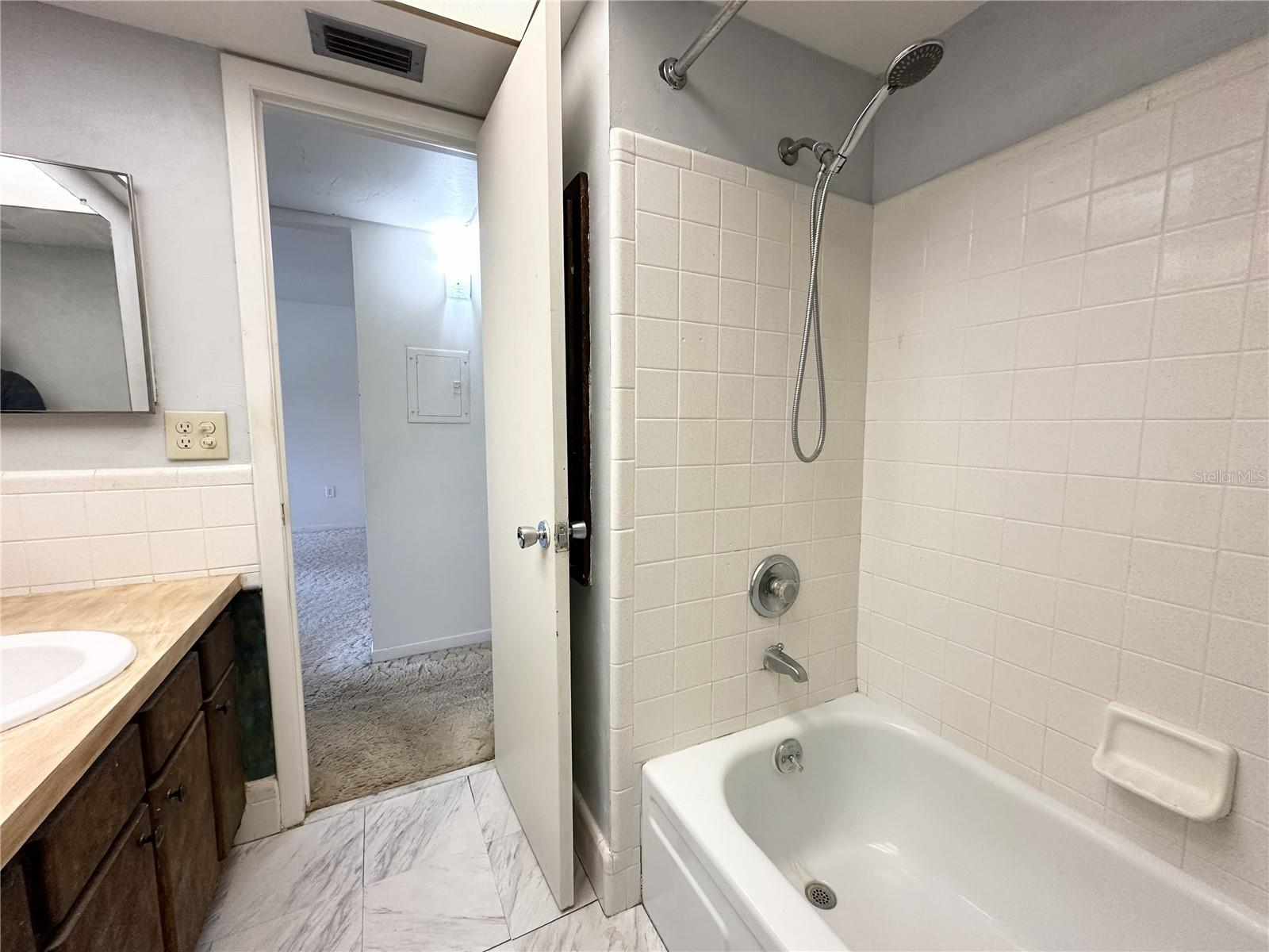 Image 20 of 28 For 5728 14th Avenue N 206b