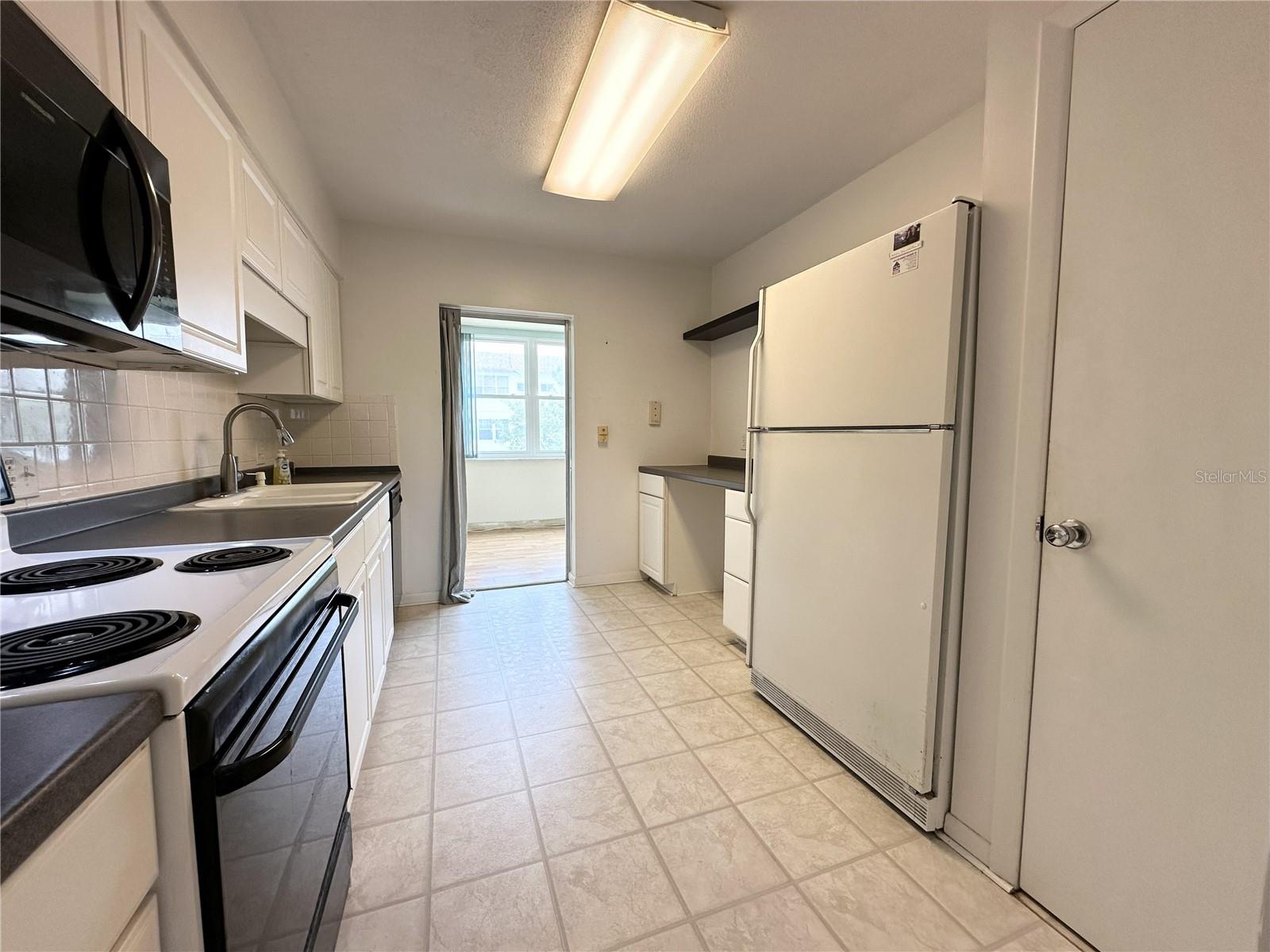 Image 9 of 28 For 5728 14th Avenue N 206b