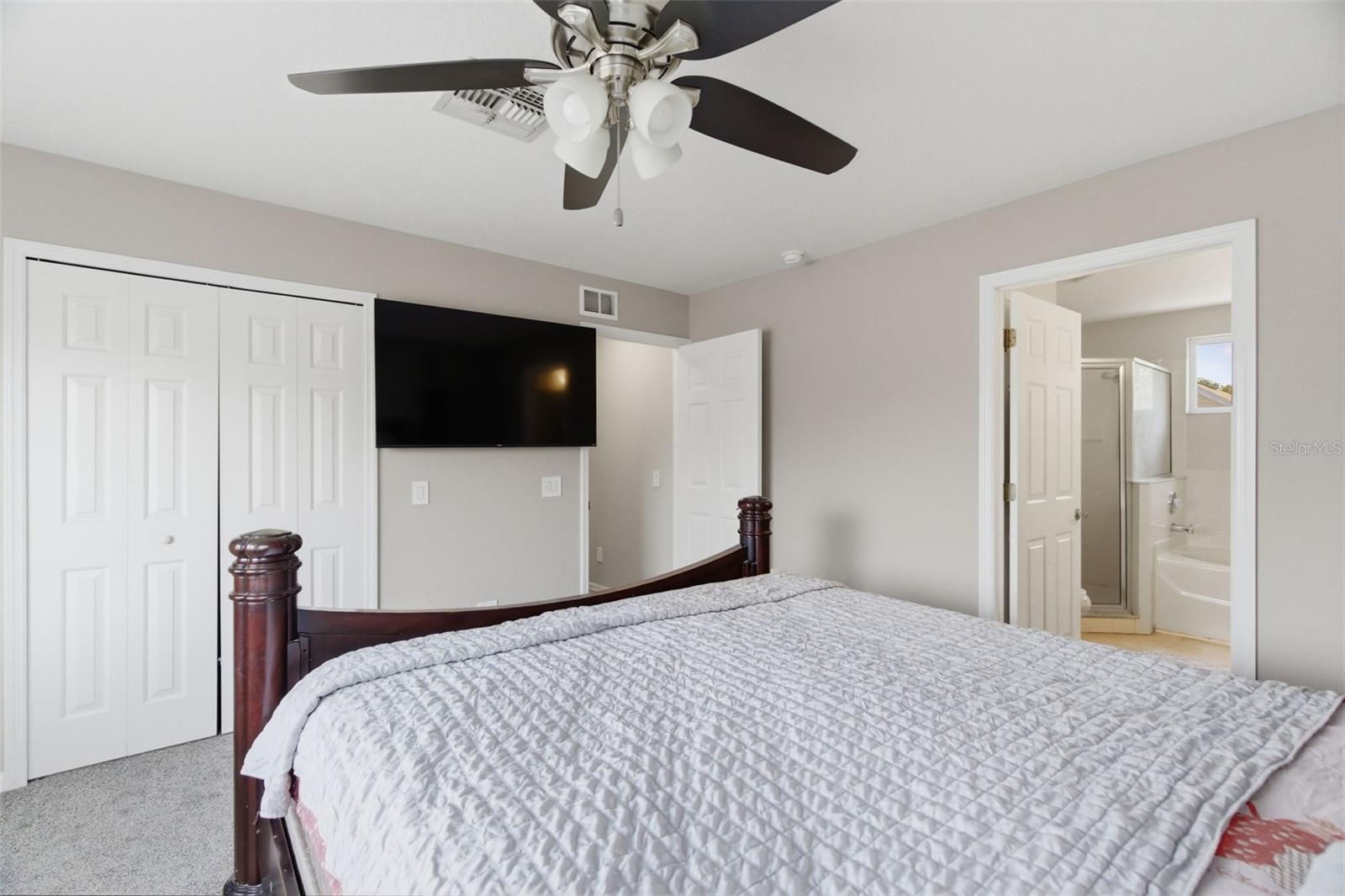 Image 16 of 24 For 8526 Hawbuck Street