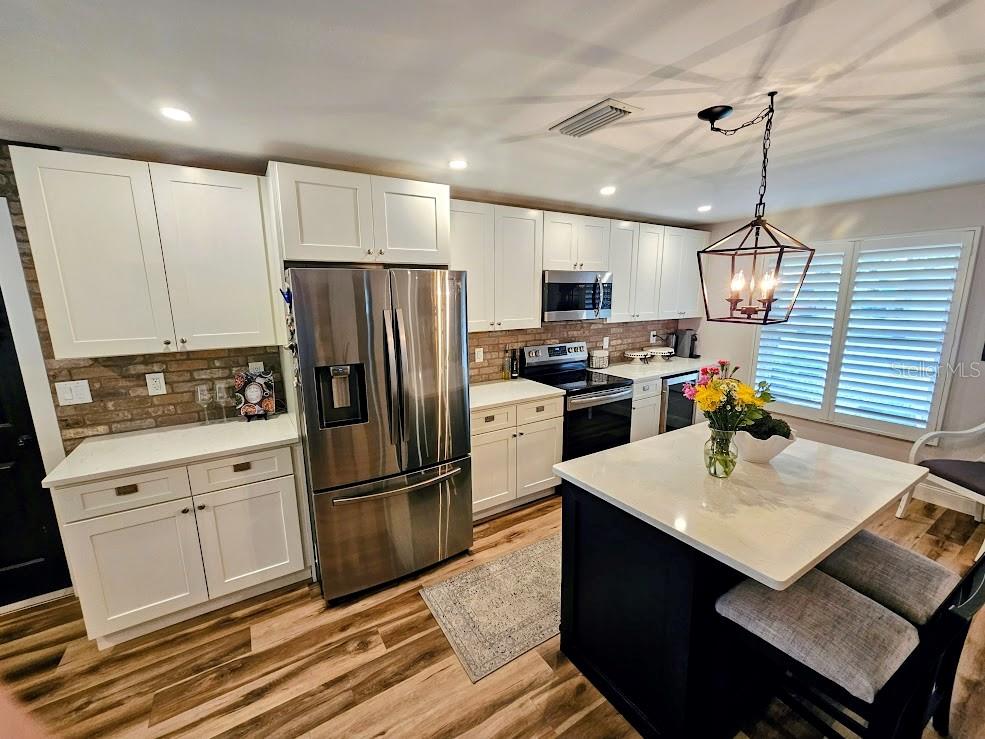 Image 8 of 50 For 2186 Oak Grove Drive