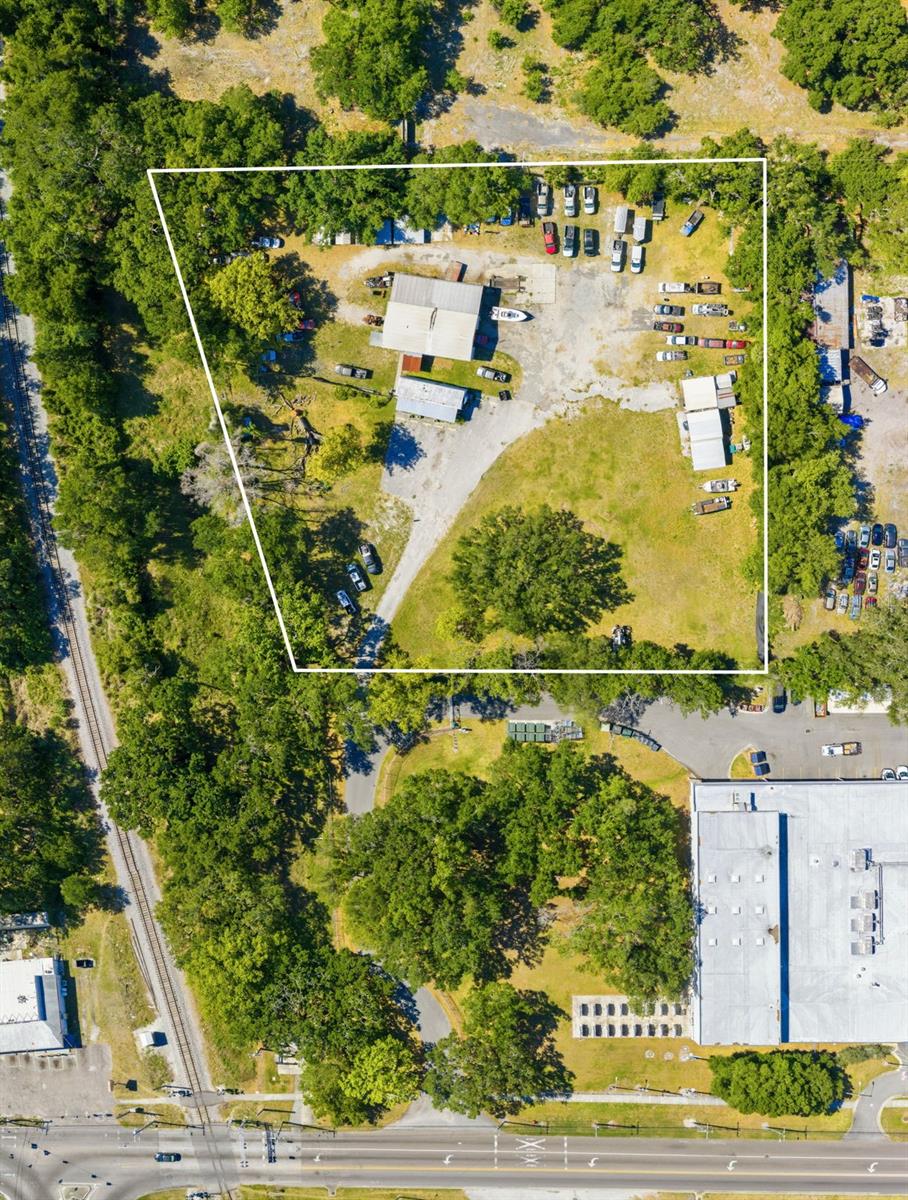 Image 2 of 14 For 2415 Sligh Avenue