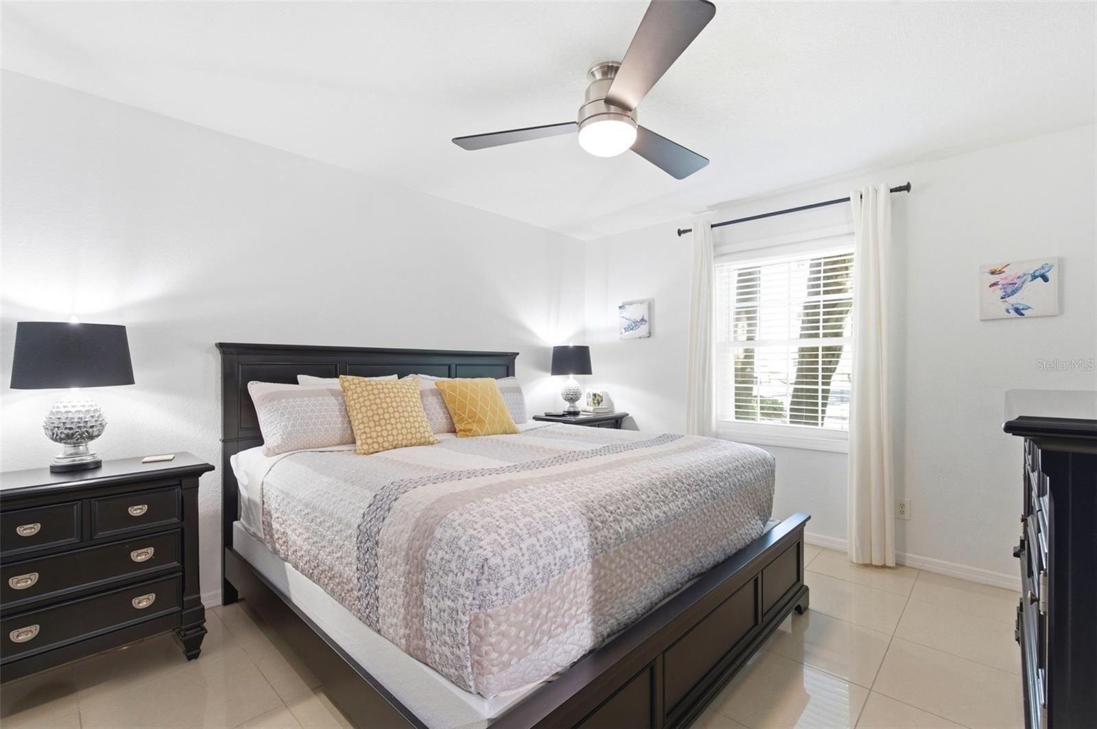 Image 20 of 90 For 5280 Coquina Key Drive Se A Furnishe