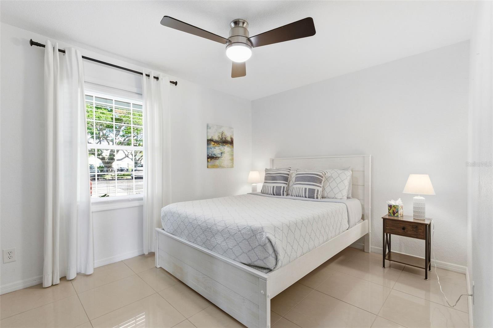 Image 24 of 90 For 5280 Coquina Key Drive Se A Furnishe