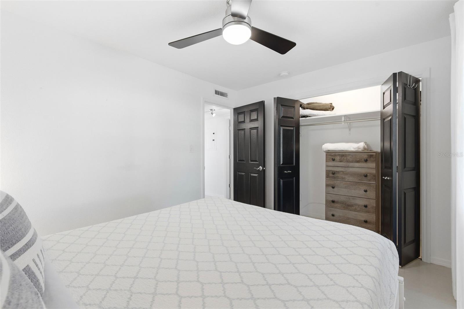 Image 25 of 90 For 5280 Coquina Key Drive Se A Furnishe