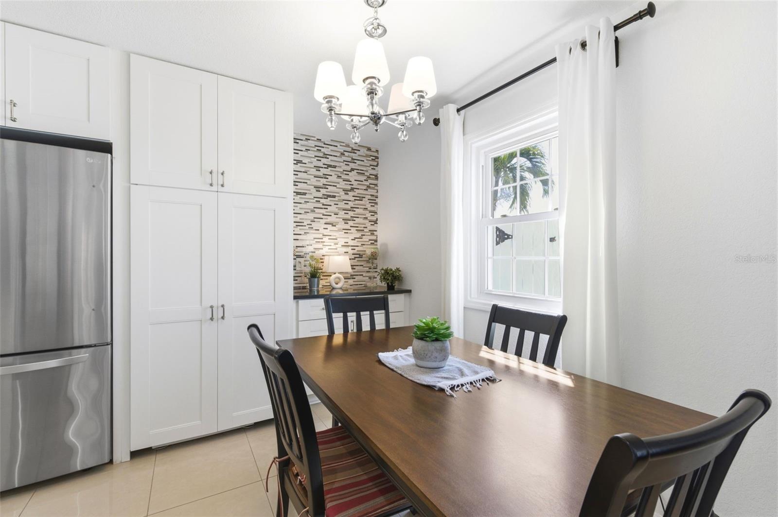 Image 8 of 90 For 5280 Coquina Key Drive Se A Furnishe