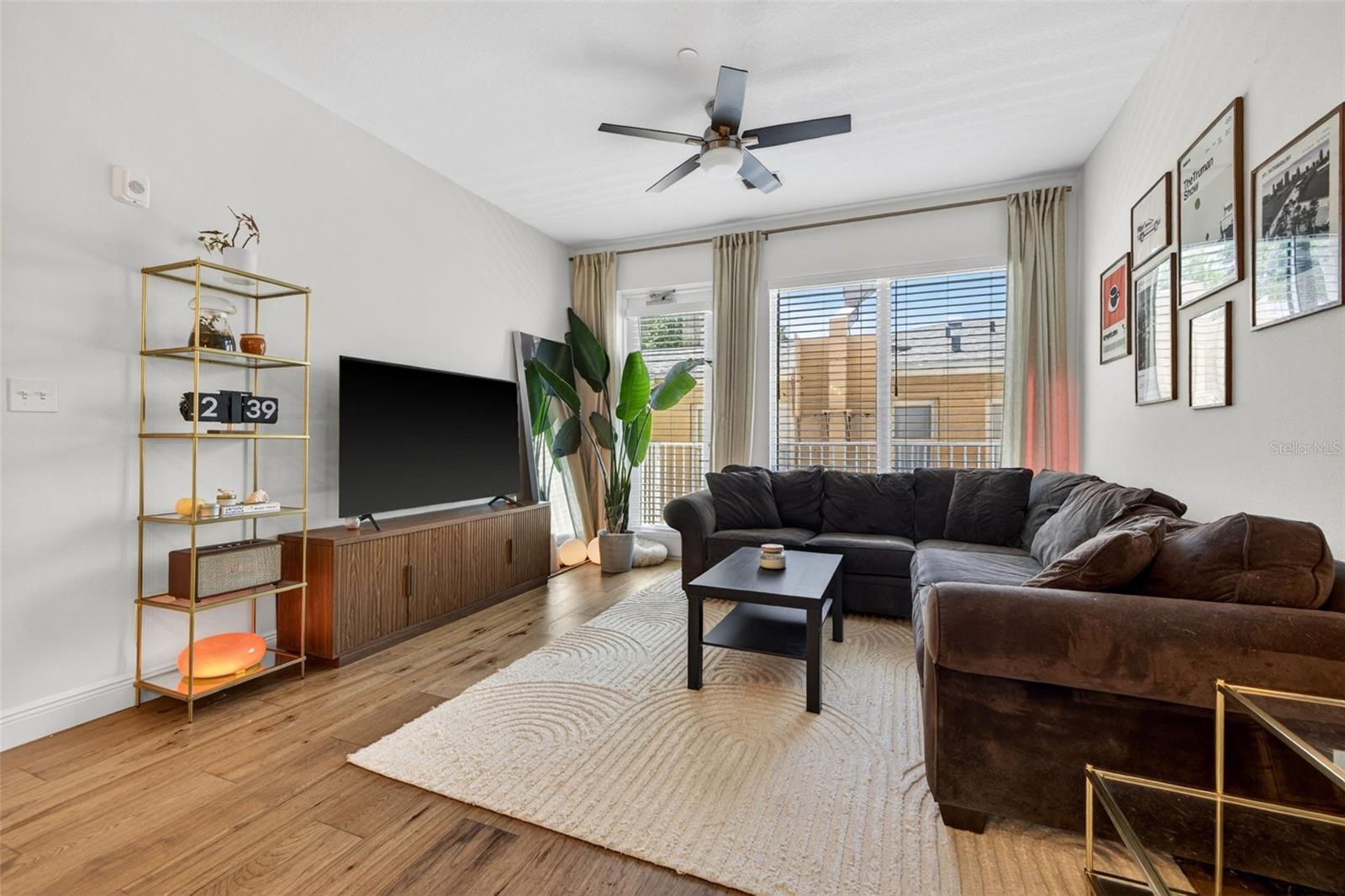 Image 8 of 20 For 644 3rd Avenue S 202