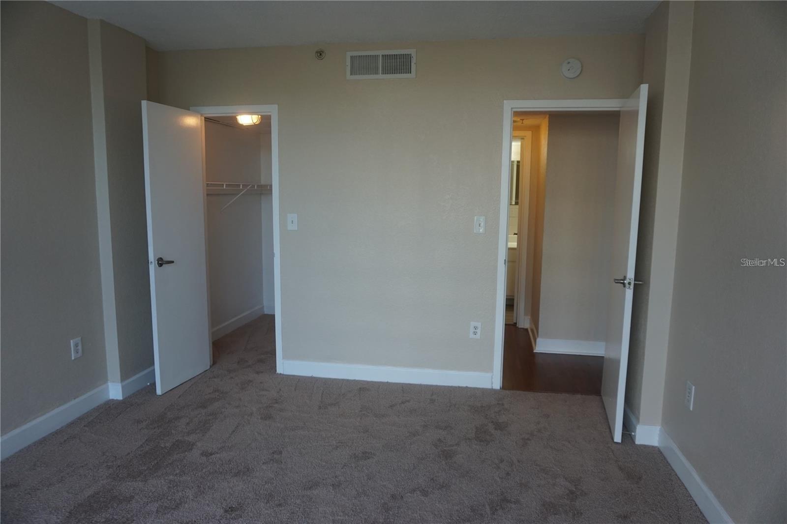 Image 12 of 33 For 470 3rd Street S 309