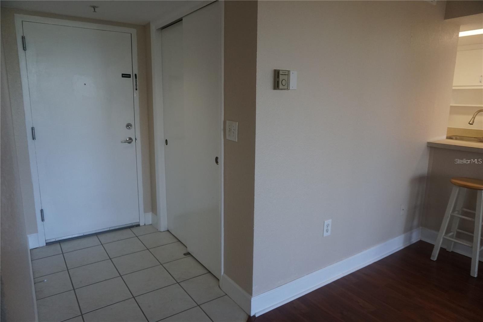 Image 18 of 33 For 470 3rd Street S 309