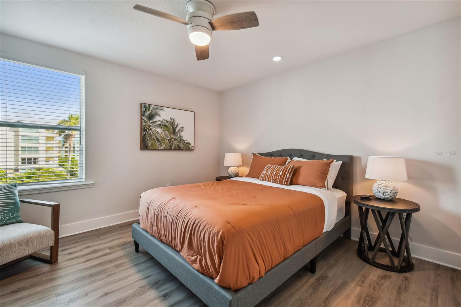 Image 21 of 43 For 19505 Gulf Boulevard 404