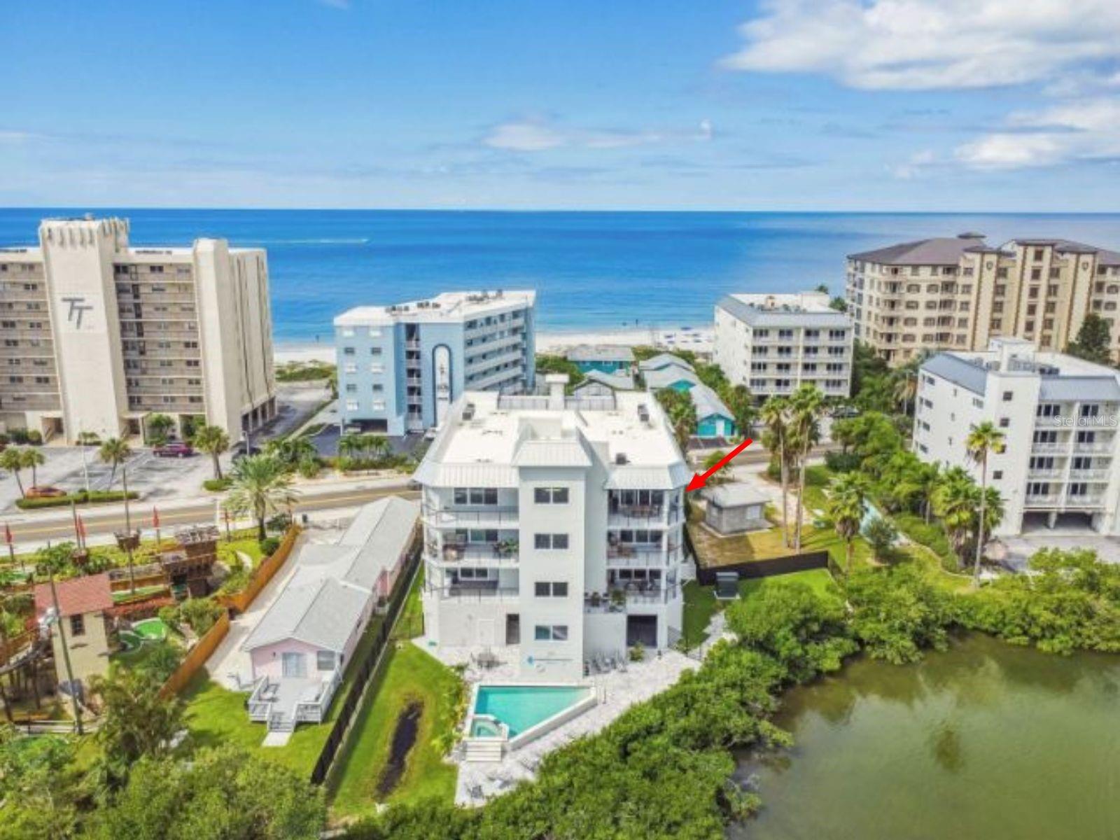 Image 5 of 43 For 19505 Gulf Boulevard 404