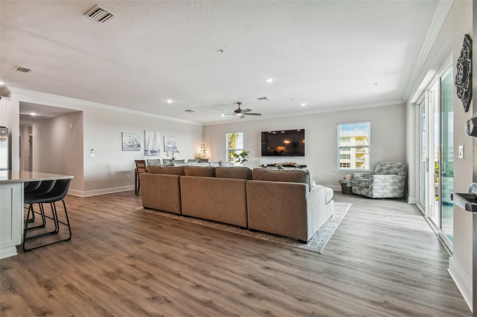 Image 7 of 43 For 19505 Gulf Boulevard 404