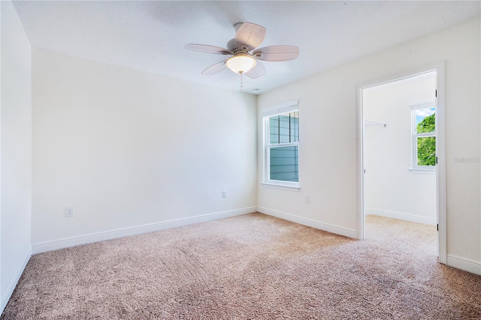 Image 11 of 34 For 9009 Palm Key Avenue