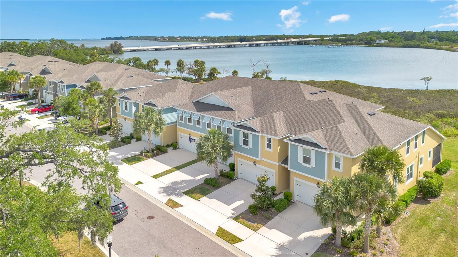 Image 25 of 34 For 9009 Palm Key Avenue