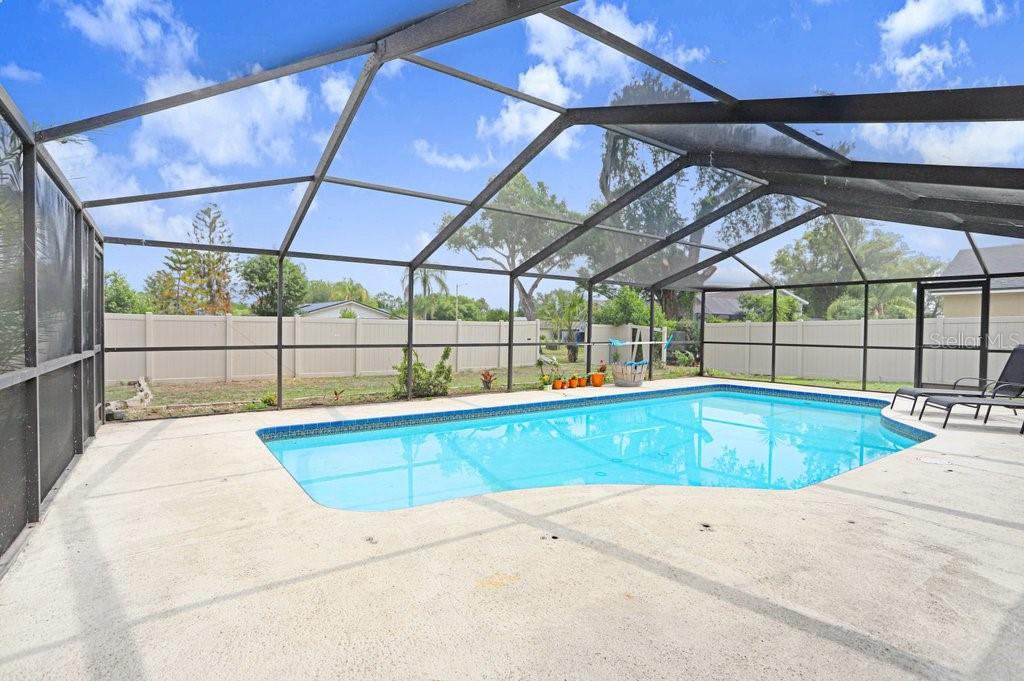 Image 25 of 38 For 1204 Lady Guinevere Drive