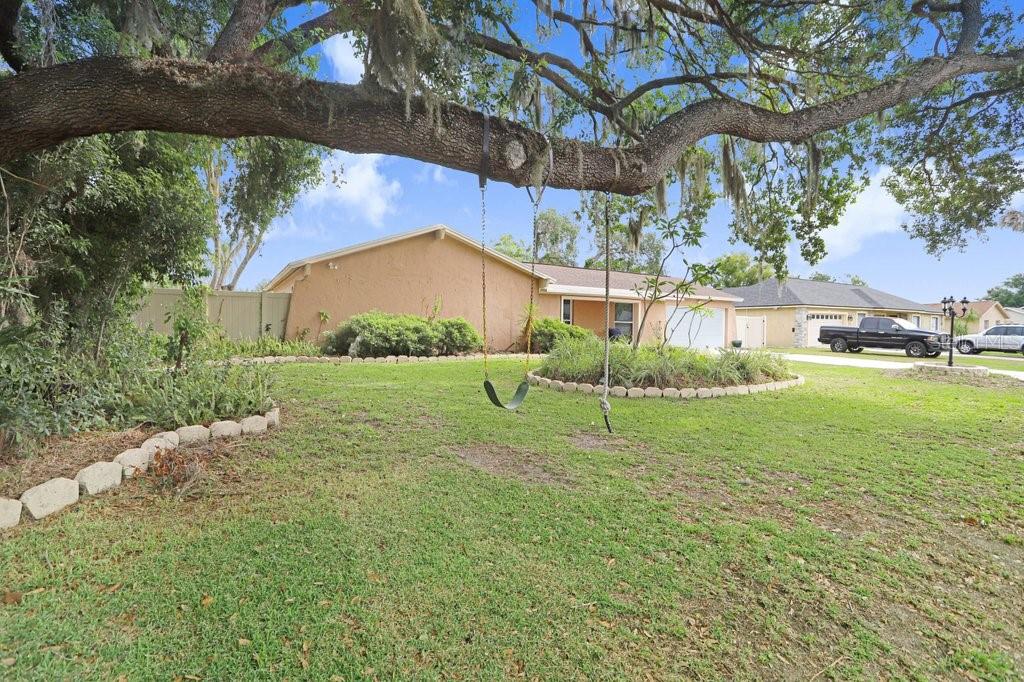 Image 38 of 38 For 1204 Lady Guinevere Drive