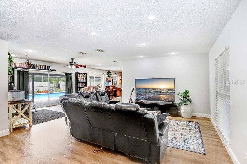Image 8 of 38 For 1204 Lady Guinevere Drive