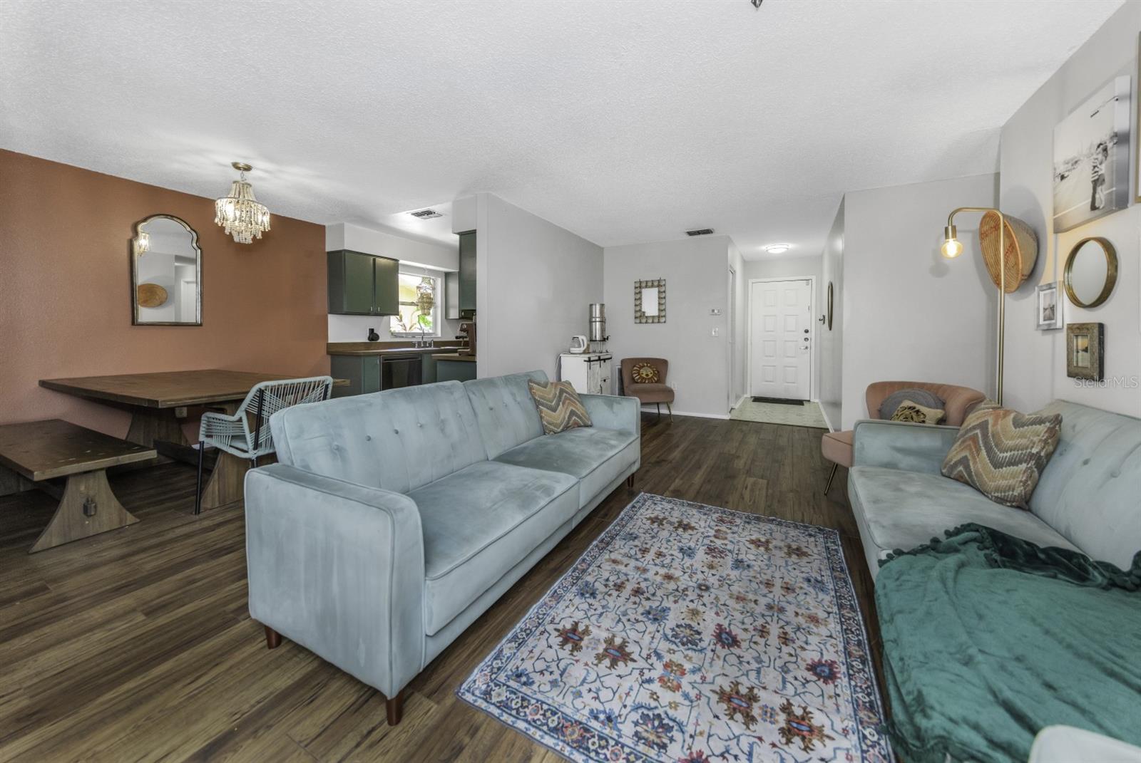 Image 13 of 47 For 416 Washington Avenue