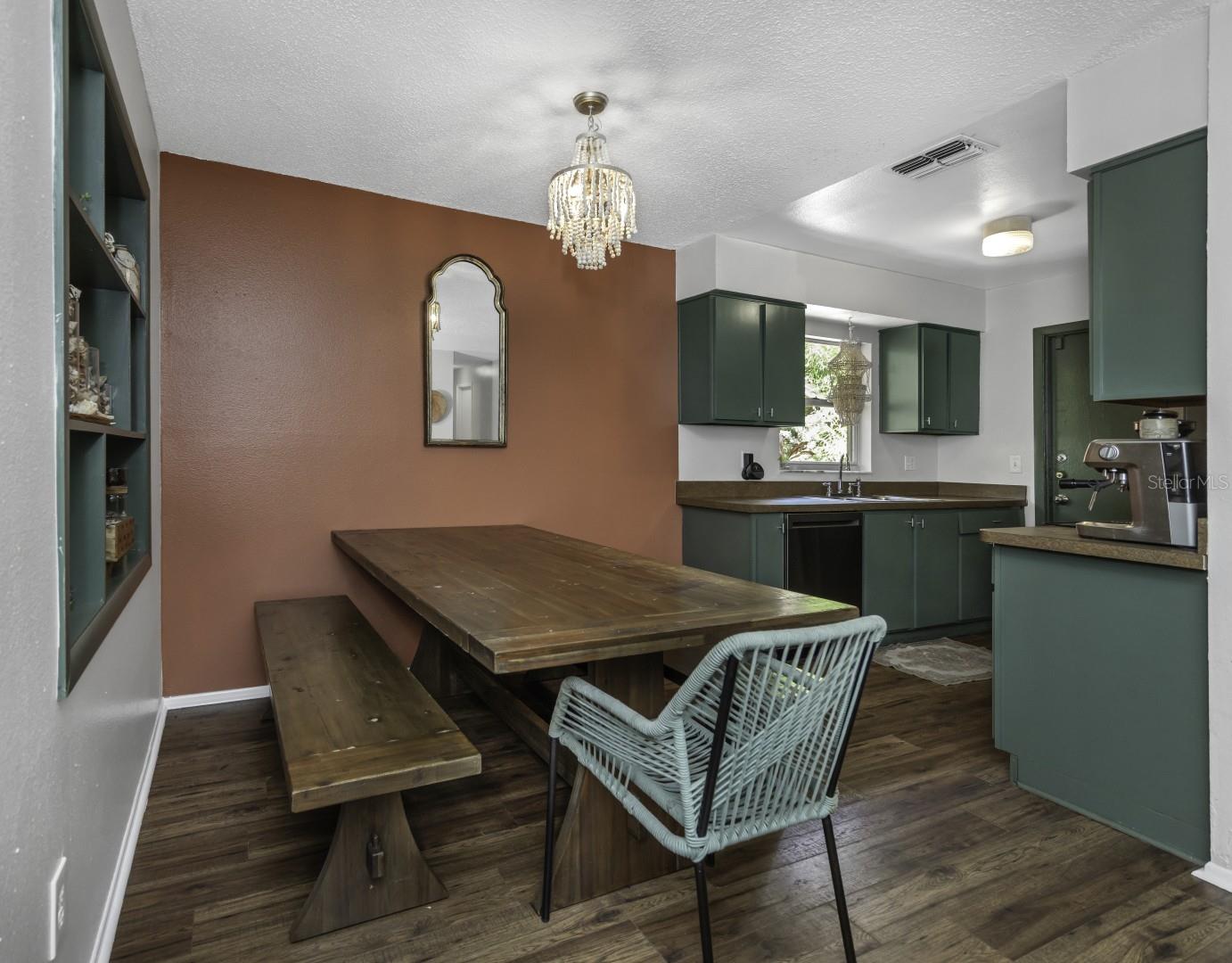 Image 15 of 47 For 416 Washington Avenue