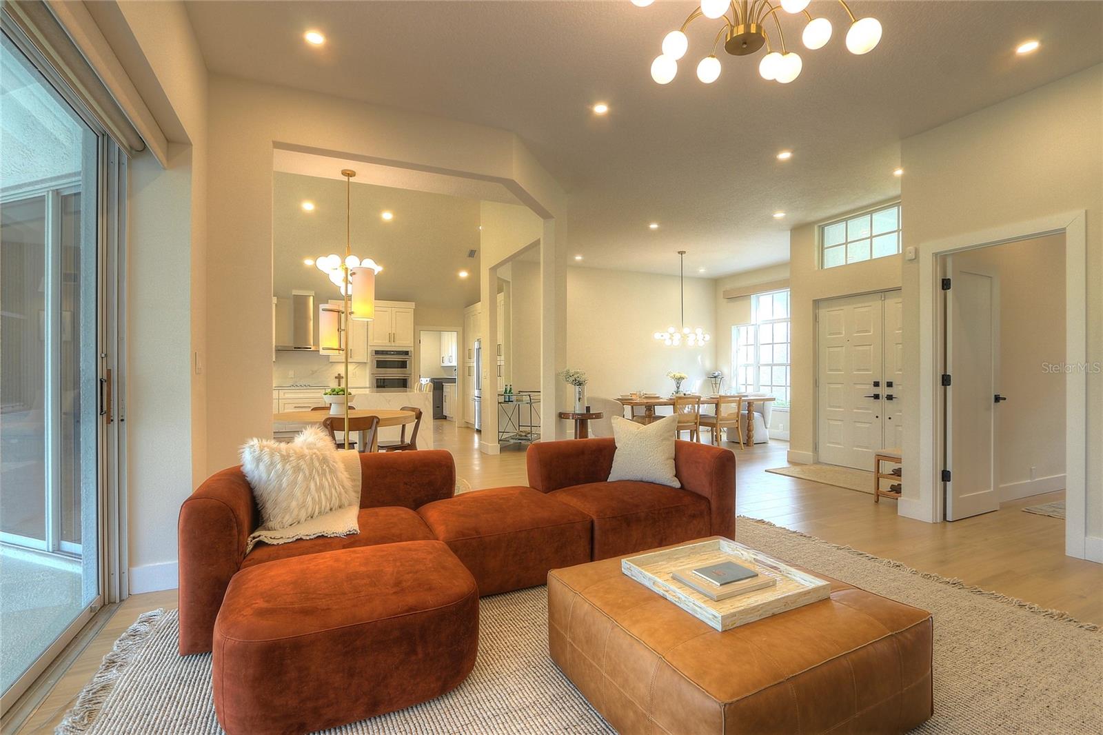 Image 19 of 67 For 204 Water View Court
