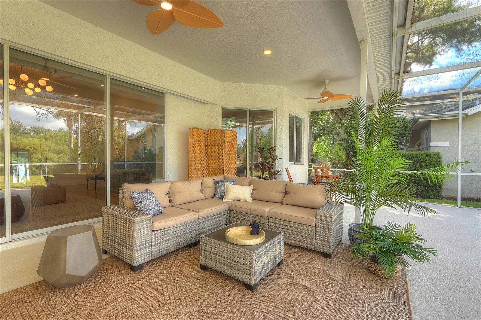 Image 46 of 67 For 204 Water View Court