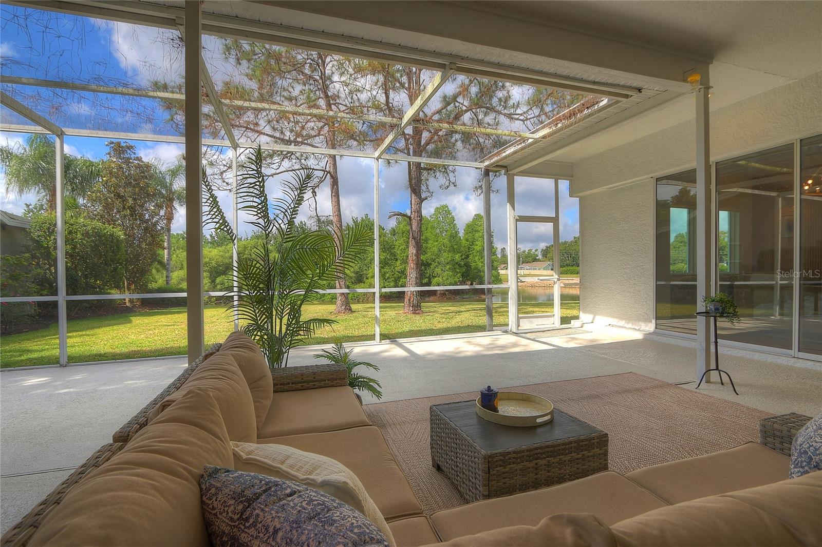 Image 49 of 67 For 204 Water View Court