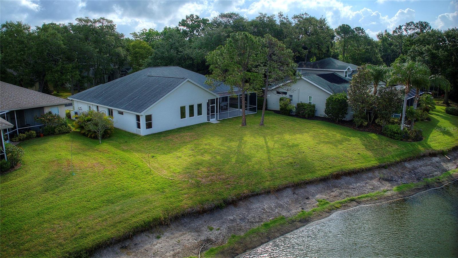 Image 54 of 67 For 204 Water View Court