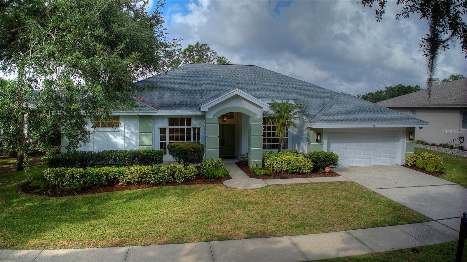 Image 62 of 67 For 204 Water View Court