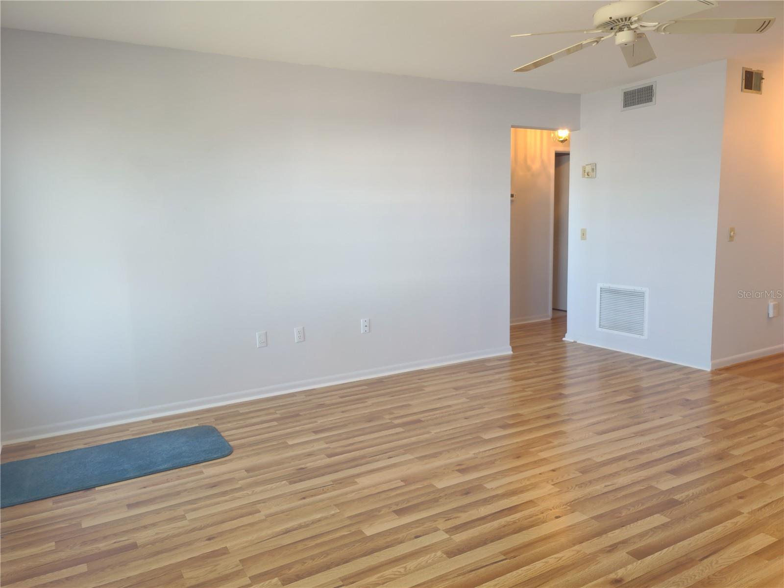Image 10 of 48 For 5850 18th Street N 23