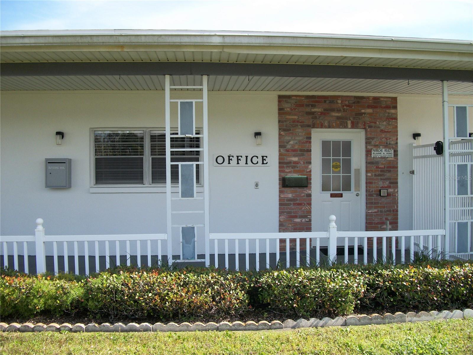 Image 34 of 48 For 5850 18th Street N 23