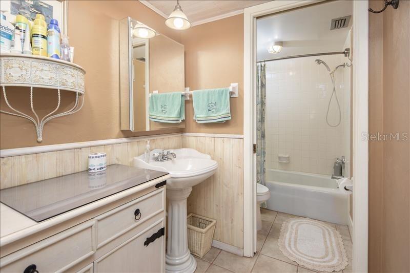 Image 18 of 28 For 12405 3rd Street E 201