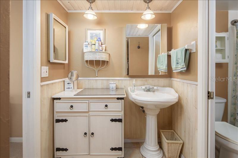 Image 19 of 28 For 12405 3rd Street E 201