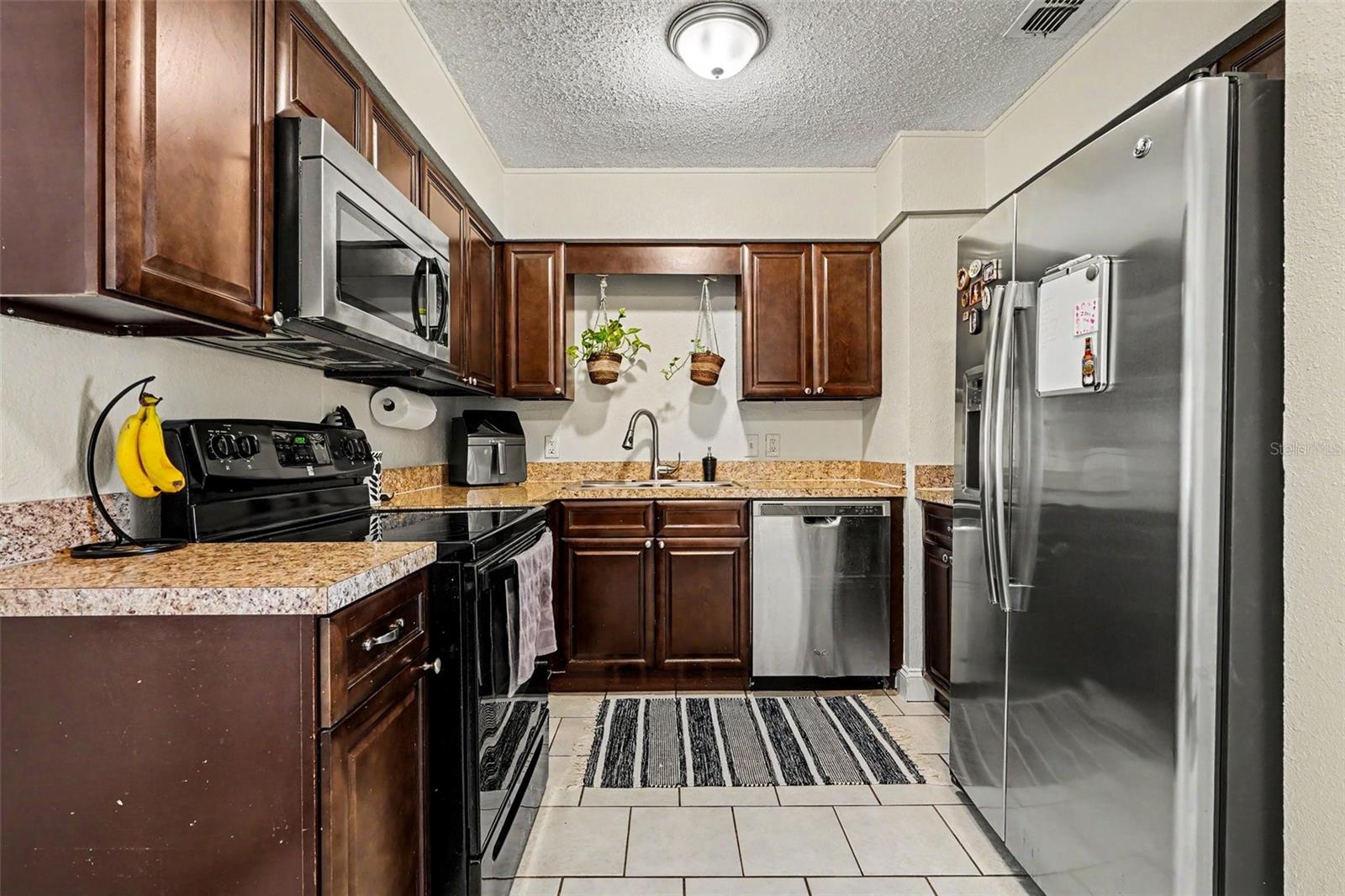 Image 11 of 34 For 734 Belair Avenue