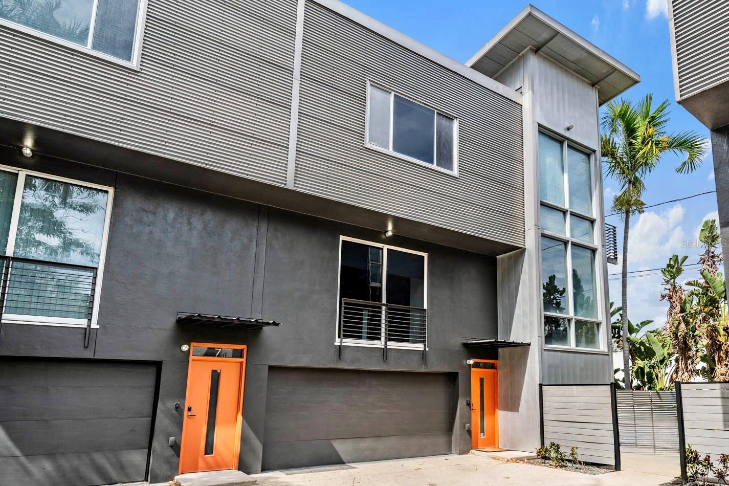 Image 2 of 31 For 3107 De Leon Street 6