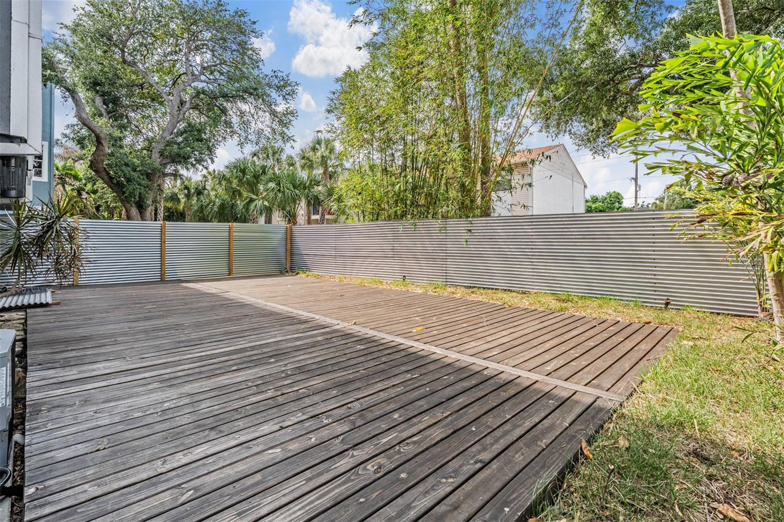 Image 31 of 31 For 3107 De Leon Street 6