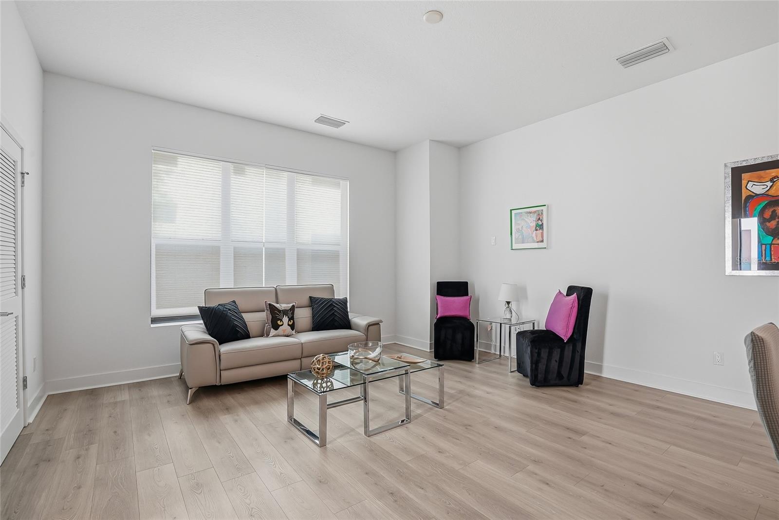 Image 13 of 43 For 4810 Mcelroy Avenue 30