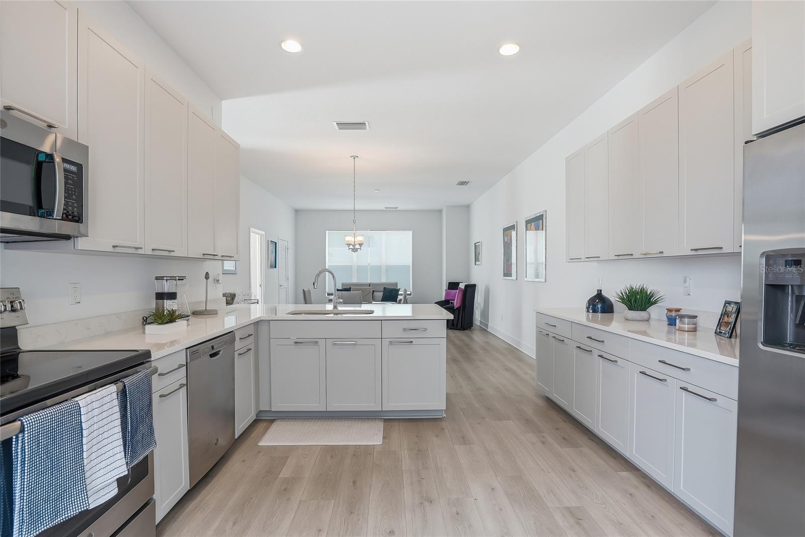 Image 18 of 43 For 4810 Mcelroy Avenue 30