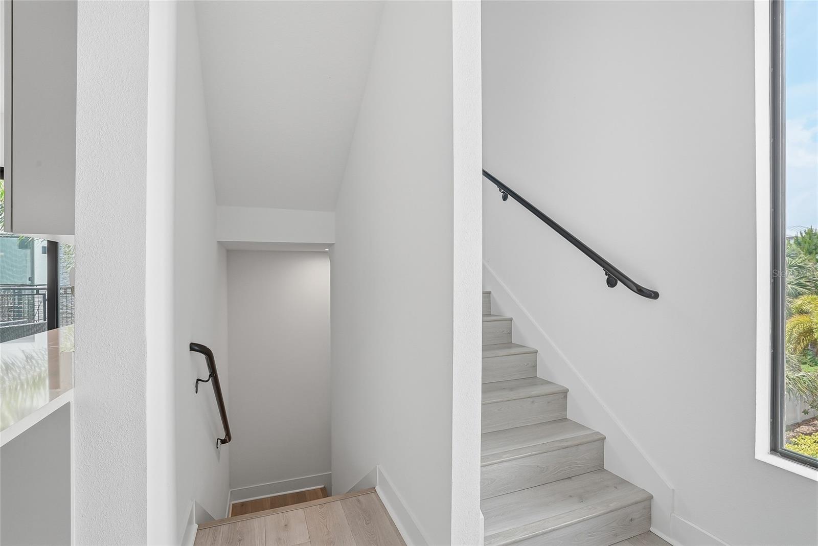 Image 23 of 43 For 4810 Mcelroy Avenue 30