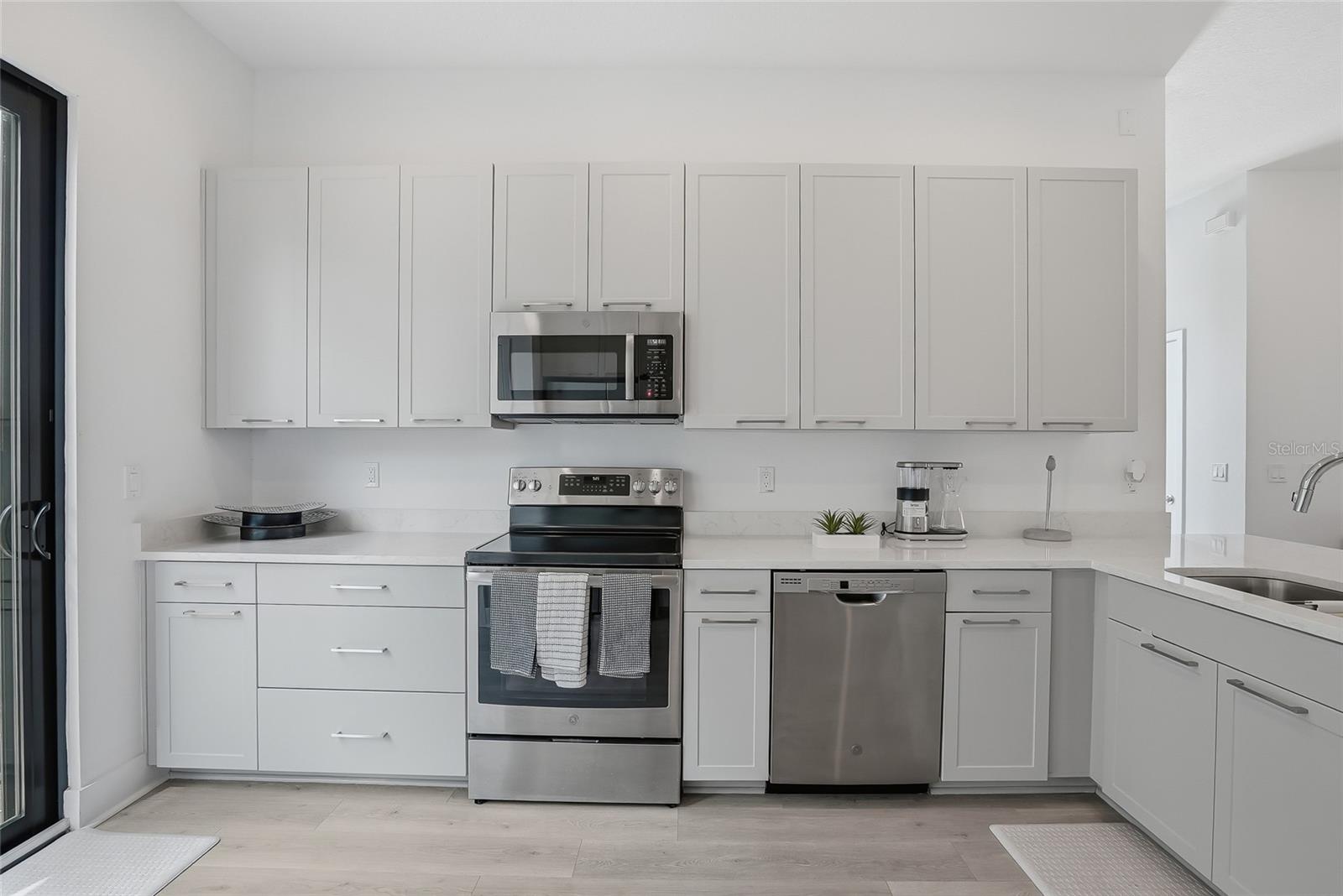 Image 3 of 43 For 4810 Mcelroy Avenue 30