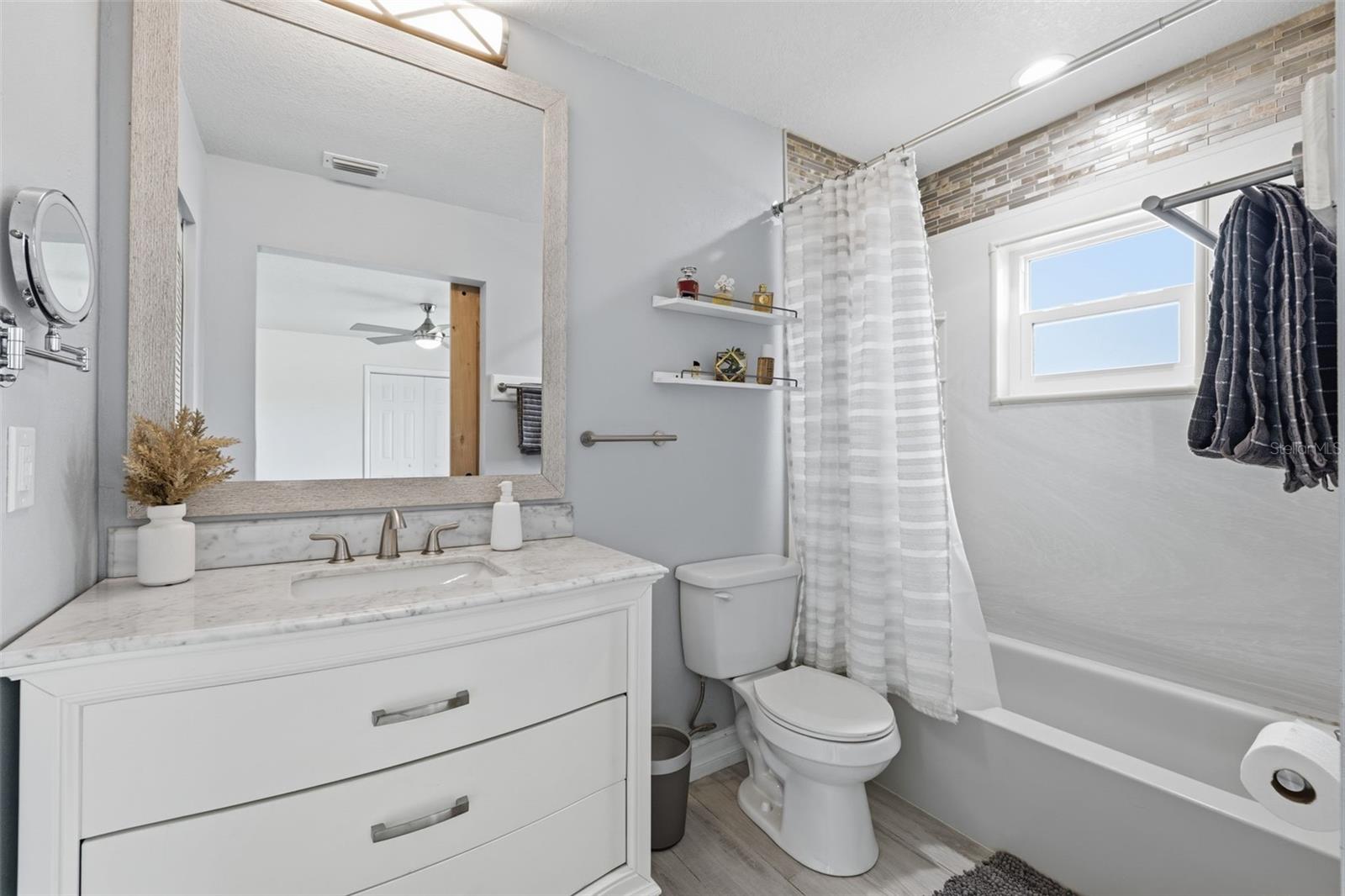 Image 16 of 43 For 10315 Chadbourne Drive