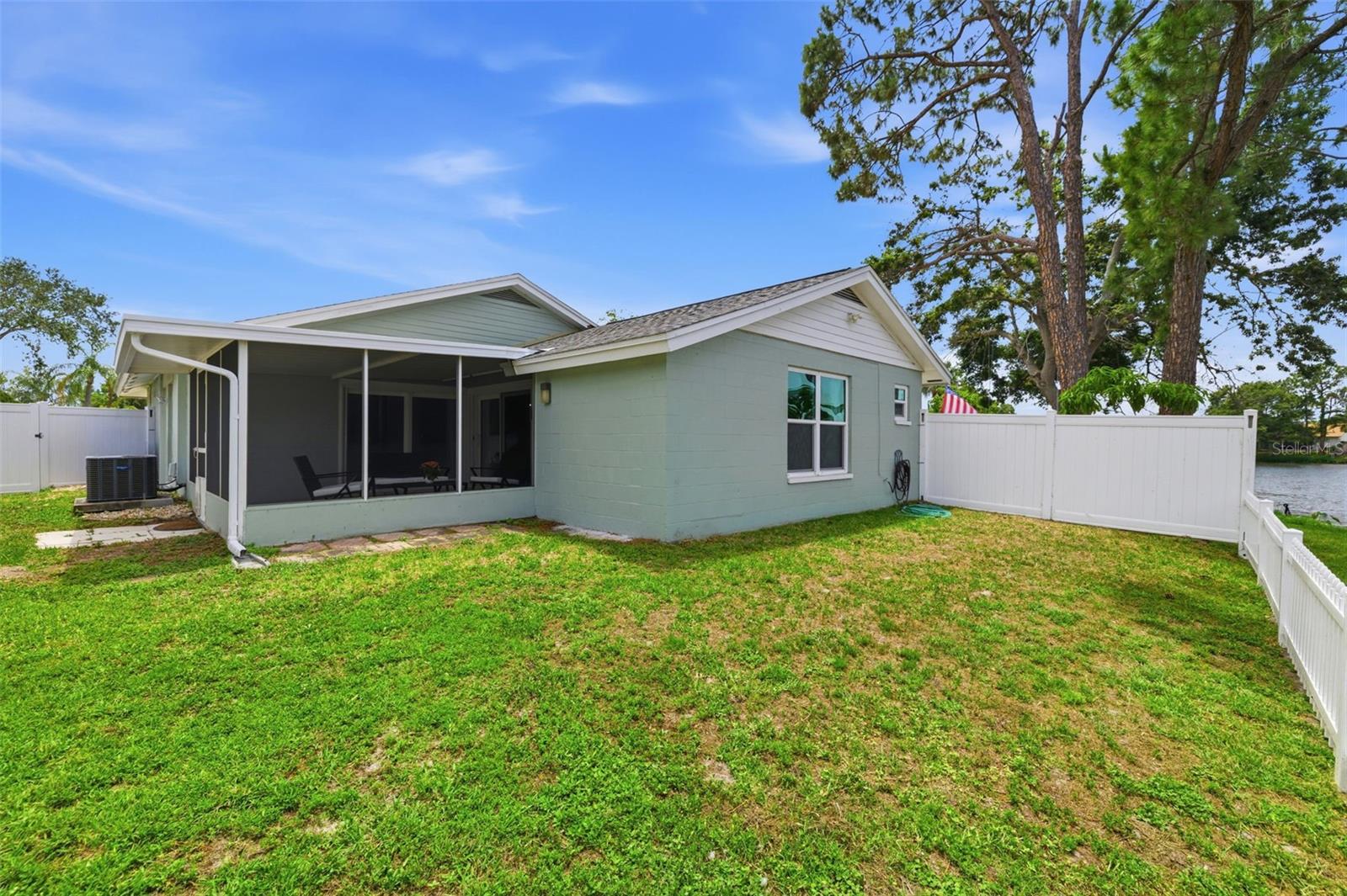 Image 27 of 43 For 10315 Chadbourne Drive