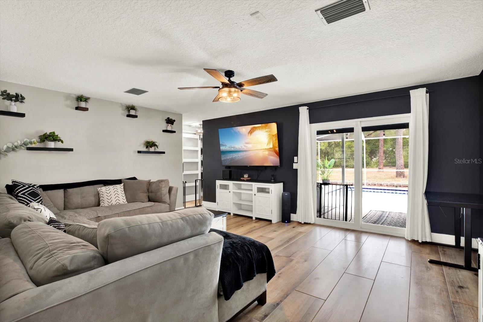 Image 2 of 18 For 4118 Ramona Drive