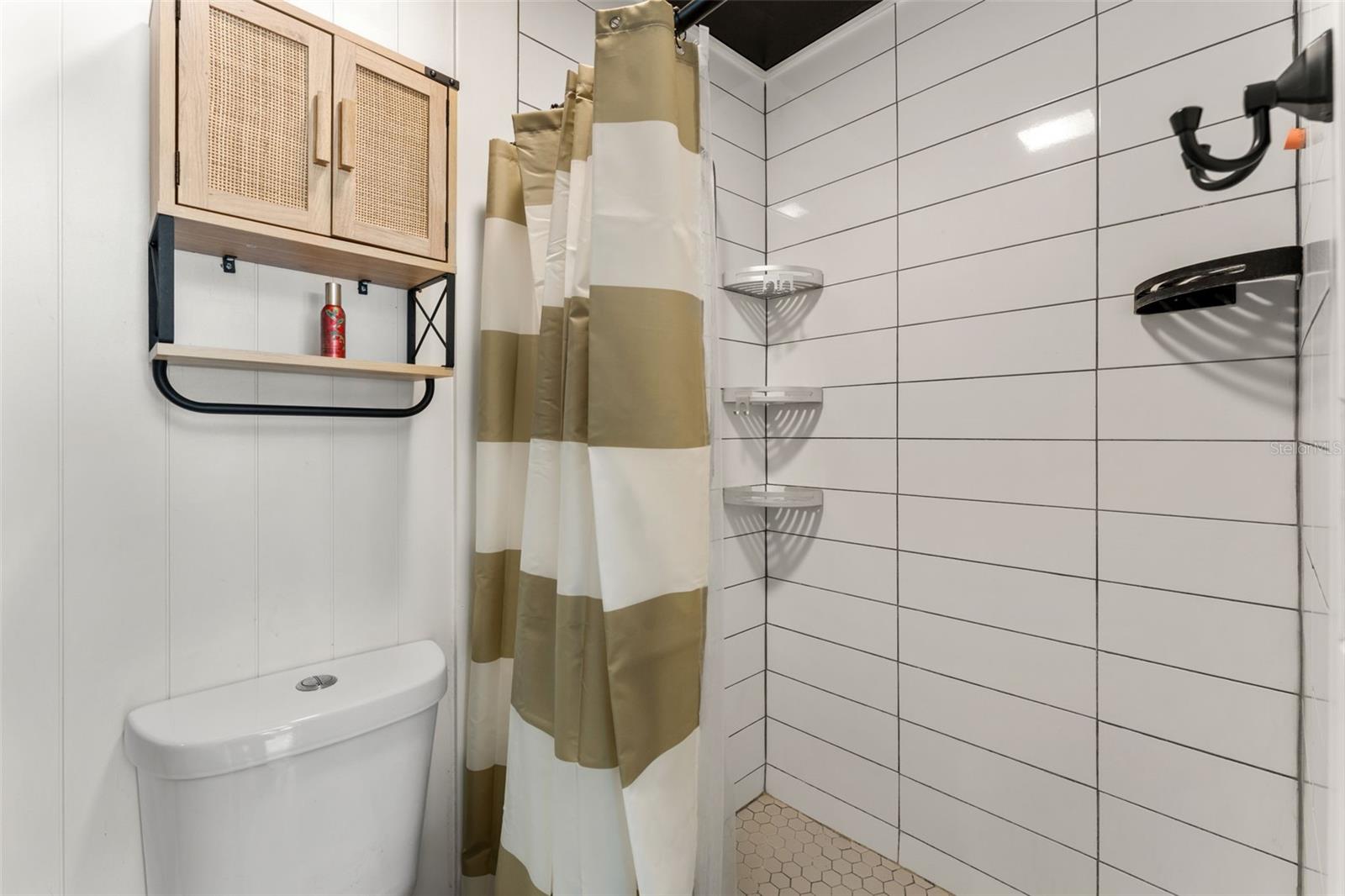 Image 13 of 29 For 7060 79th Avenue N