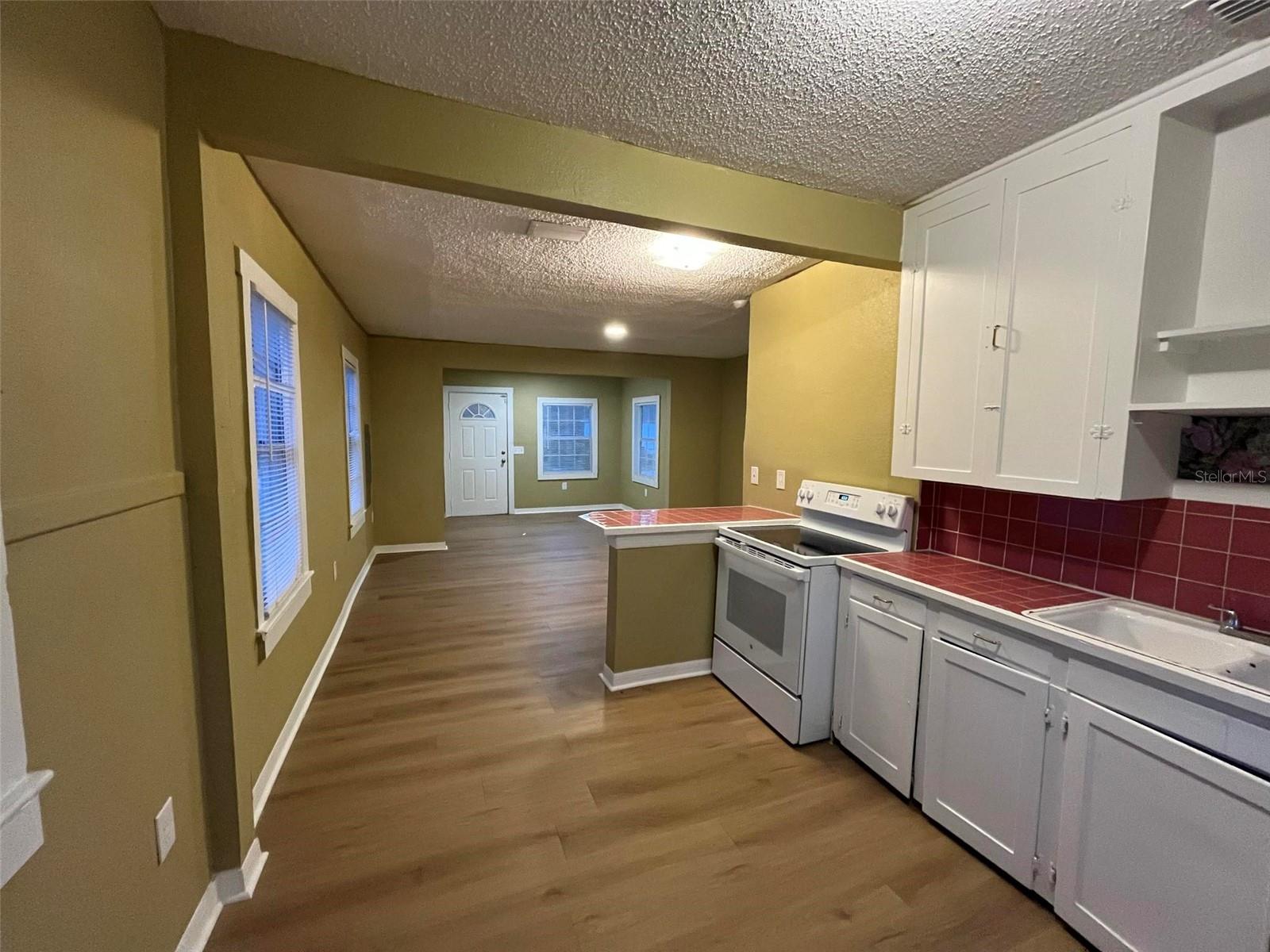 Image 14 of 30 For 2013 Oceanview Place