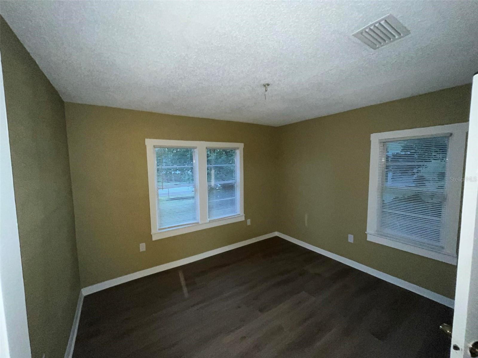 Image 19 of 30 For 2013 Oceanview Place