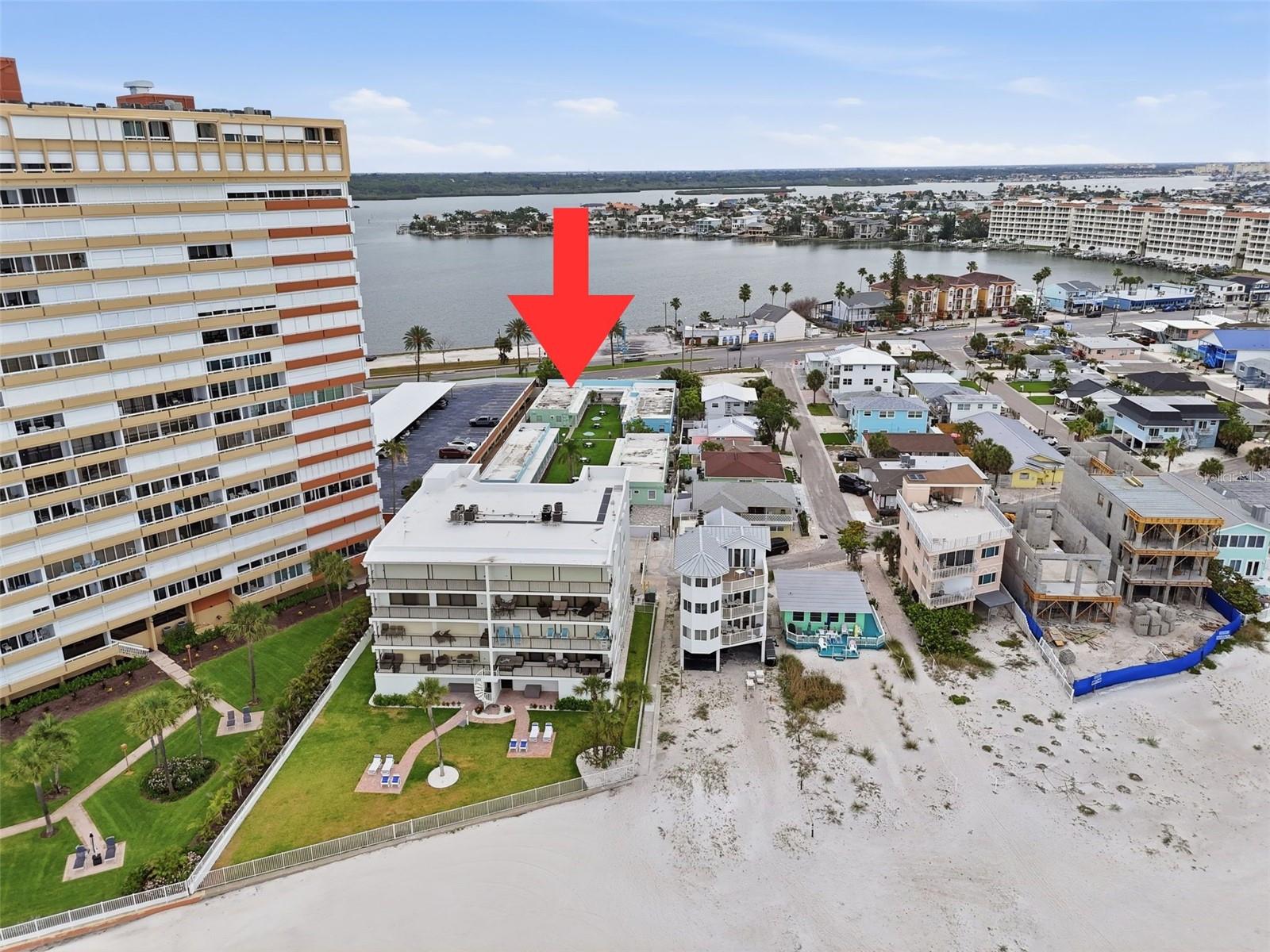 Image 15 of 25 For 17880 Gulf Boulevard 2