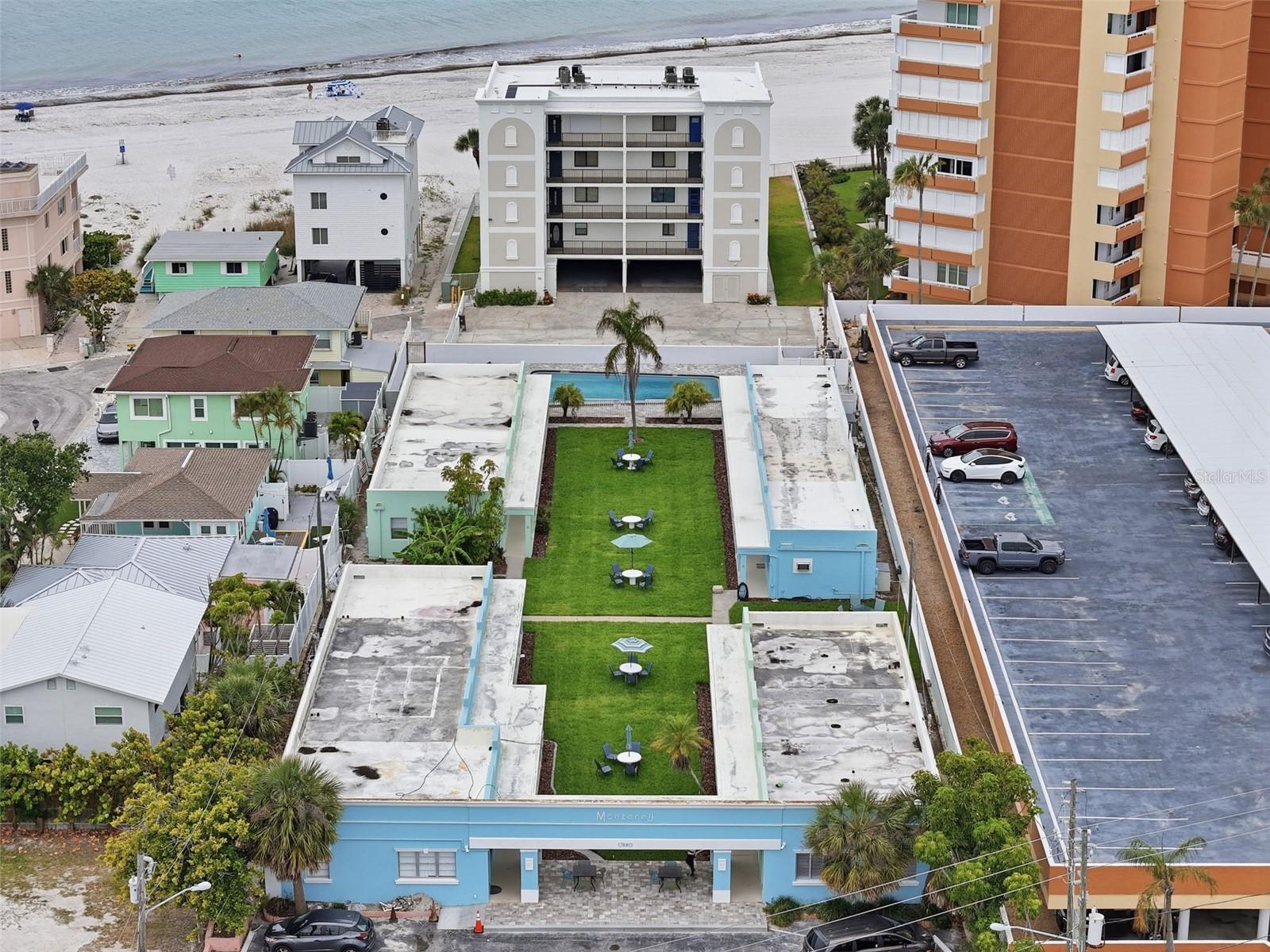 Image 16 of 25 For 17880 Gulf Boulevard 2