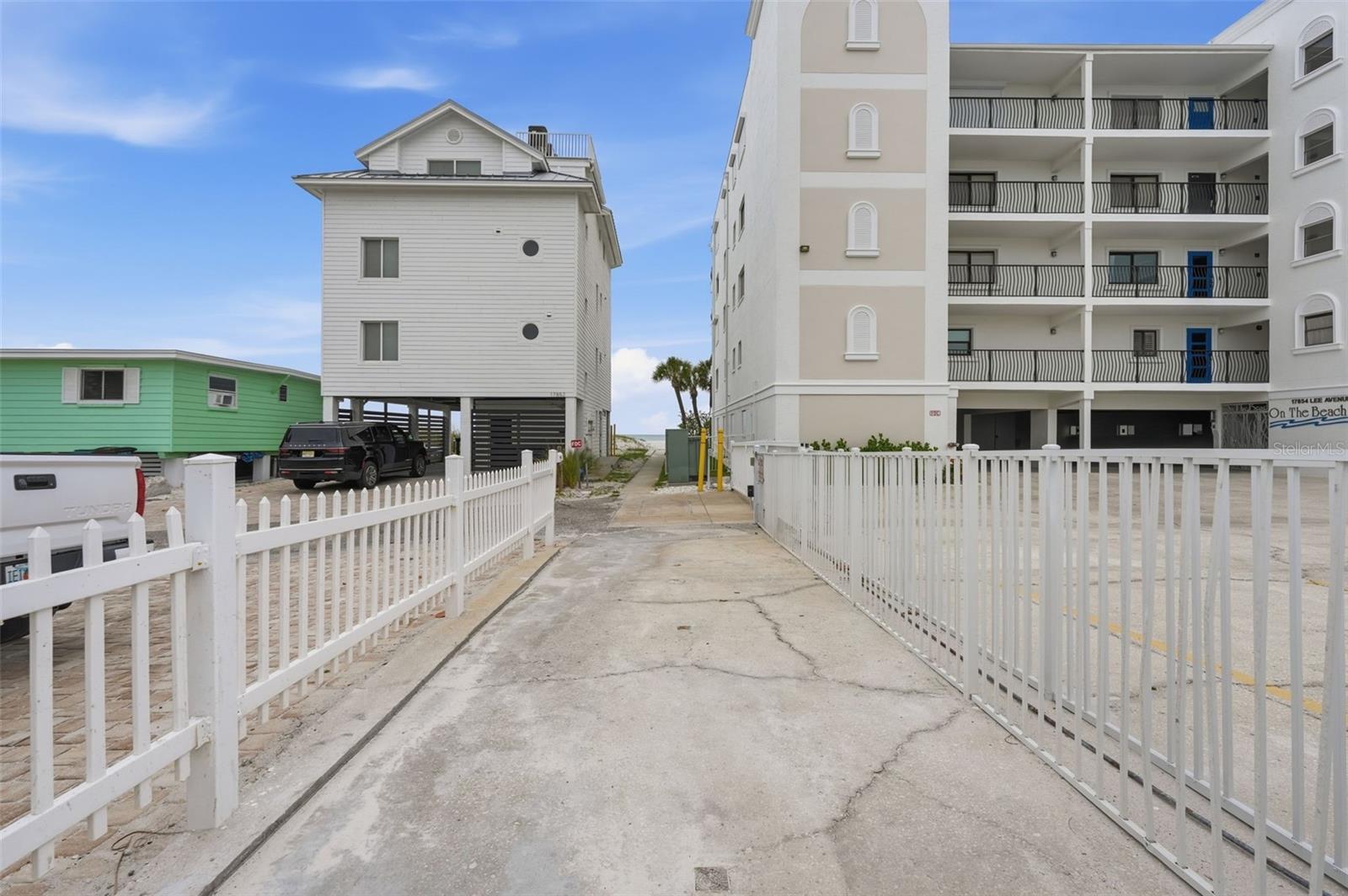 Image 18 of 25 For 17880 Gulf Boulevard 2