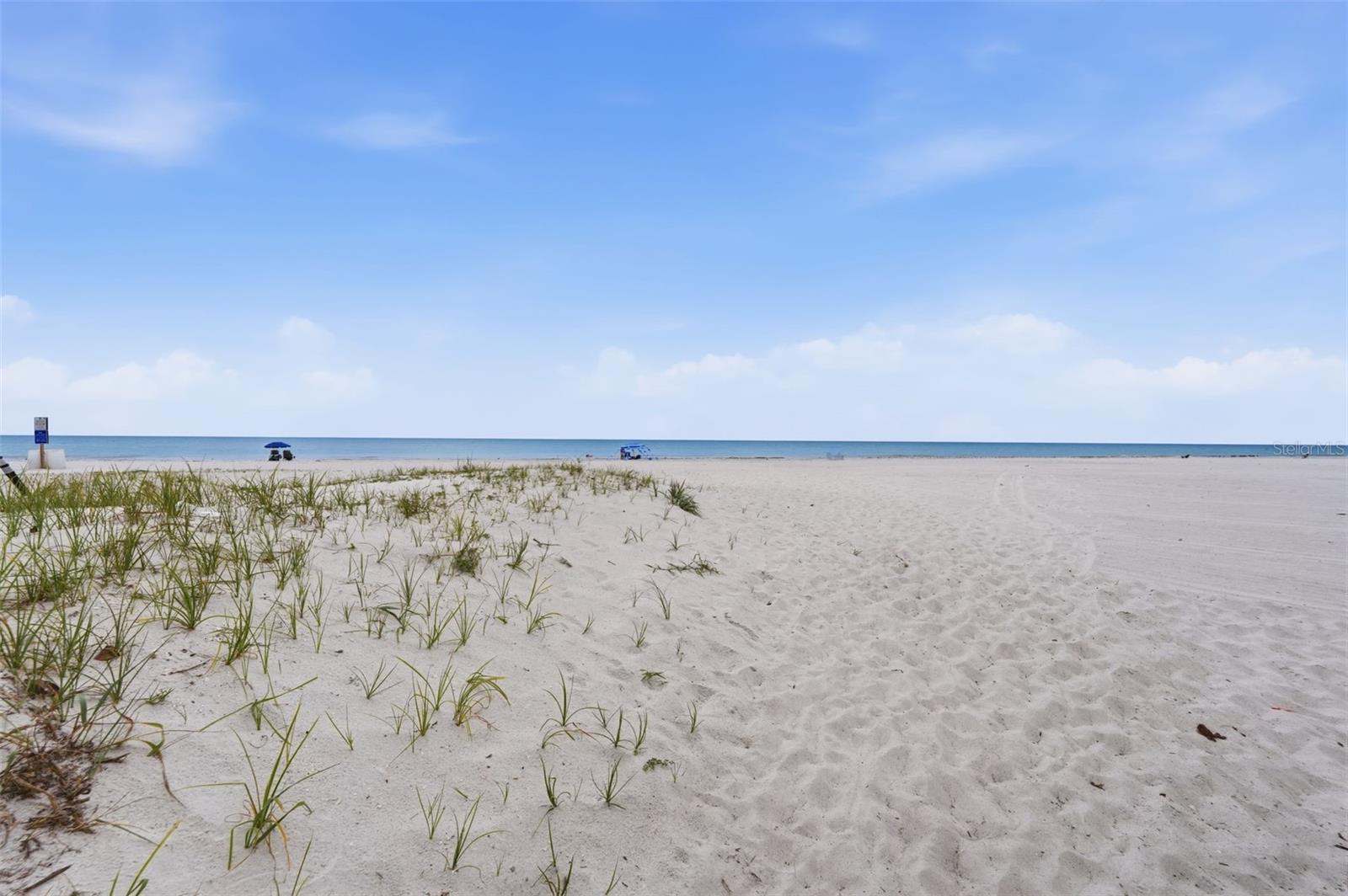 Image 20 of 25 For 17880 Gulf Boulevard 2