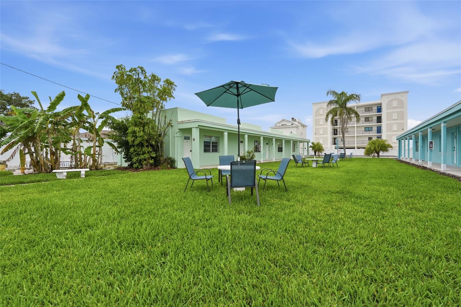 Image 22 of 25 For 17880 Gulf Boulevard 2