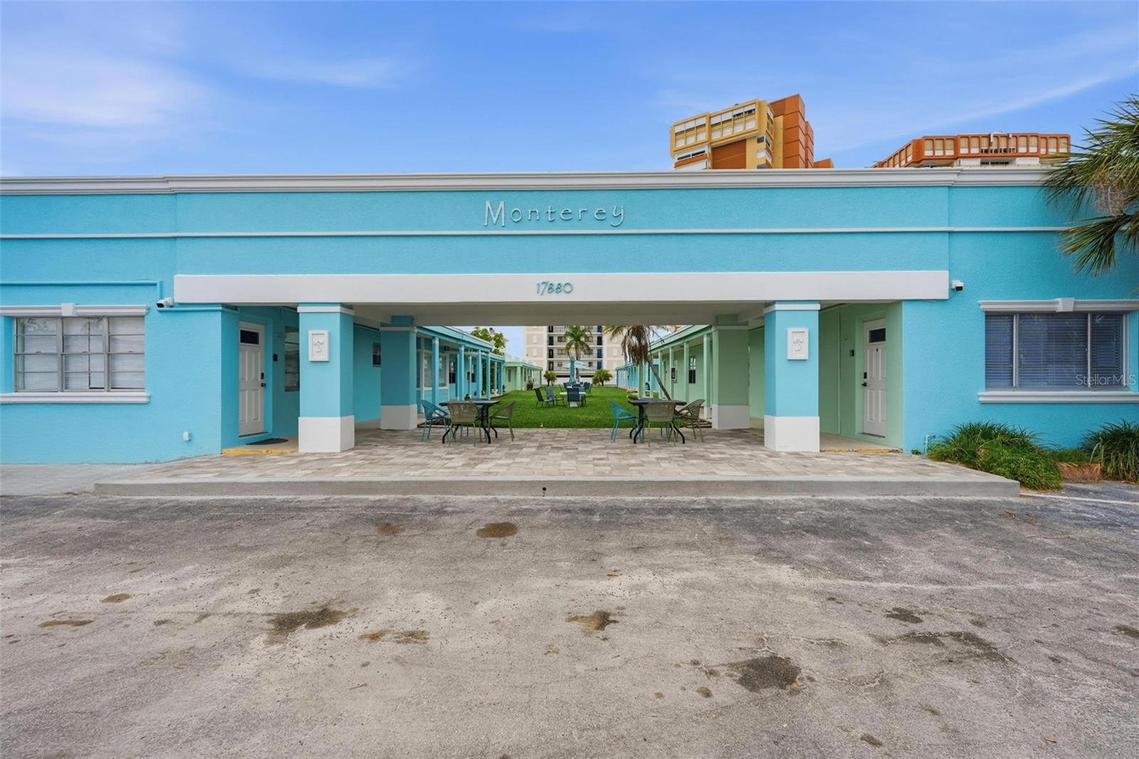 Image 24 of 25 For 17880 Gulf Boulevard 2